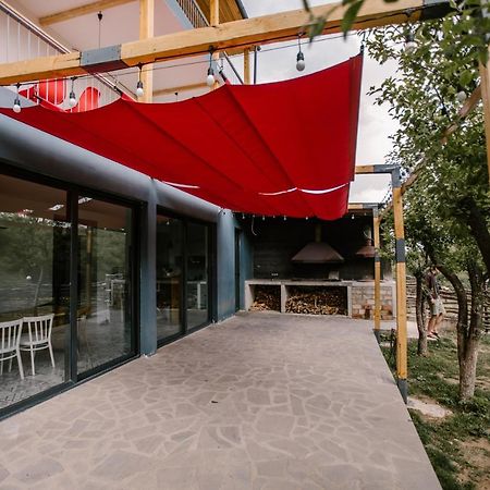 Vardeni Guesthouse Hrazdan Bagian luar foto