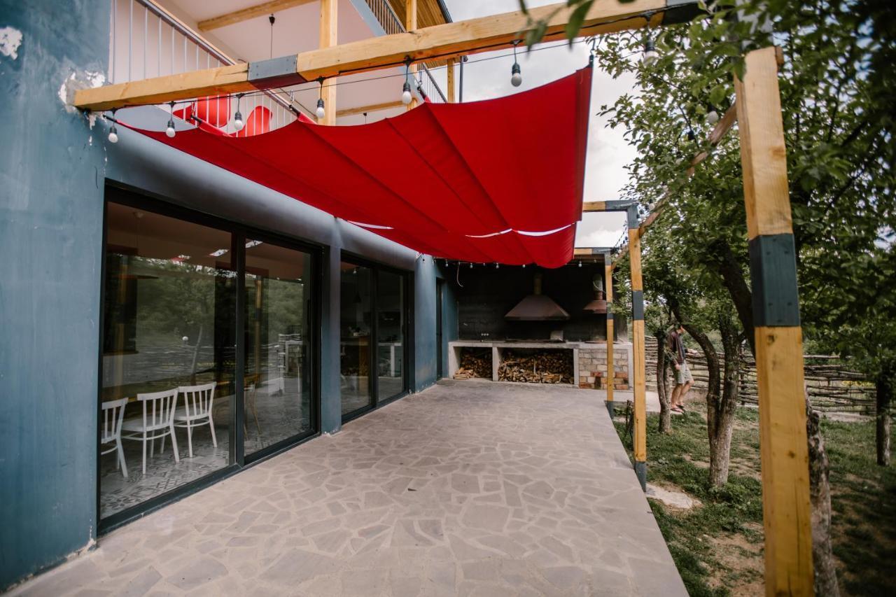 Vardeni Guesthouse Hrazdan Bagian luar foto