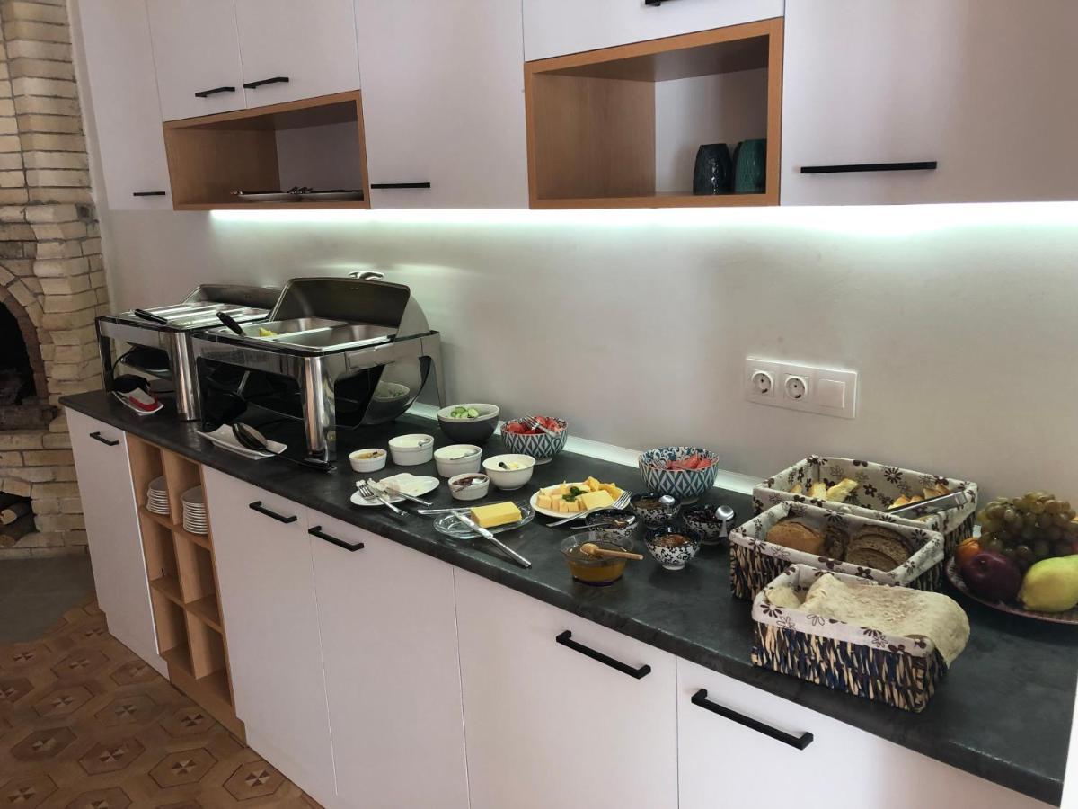 Vardeni Guesthouse Hrazdan Bagian luar foto